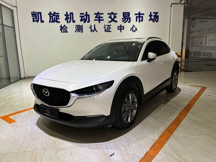 Фото 1 - Mazda CX-30