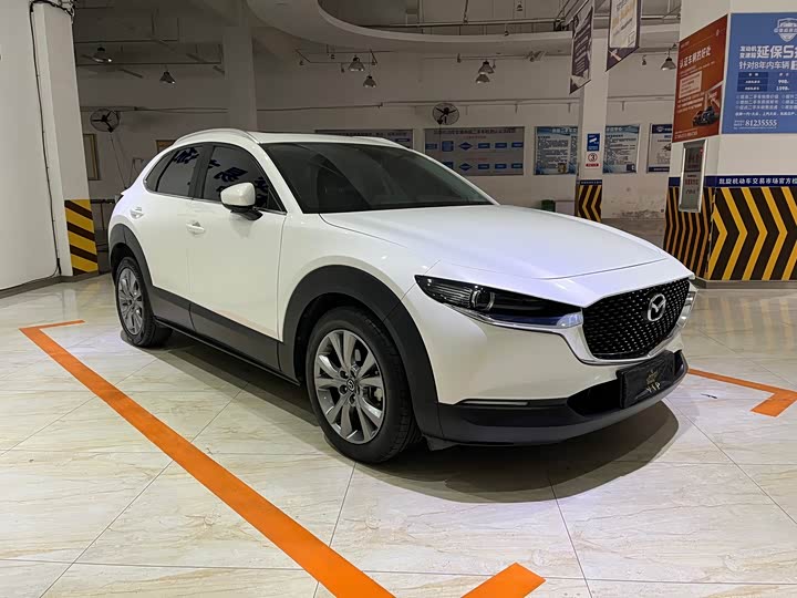 Фото 3 - Mazda CX-30