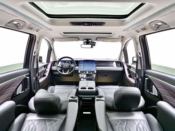 Фото 9 - GAC Trumpchi M8