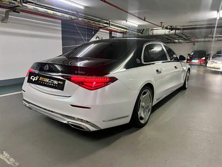 Фото 2 - Mercedes-Benz Maybach S-Class