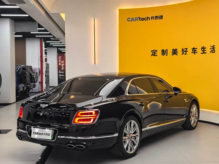 Фото 6 - Bentley Flying Spur Hybrid