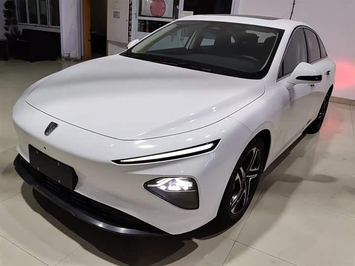 Фото 2 - Roewe D7