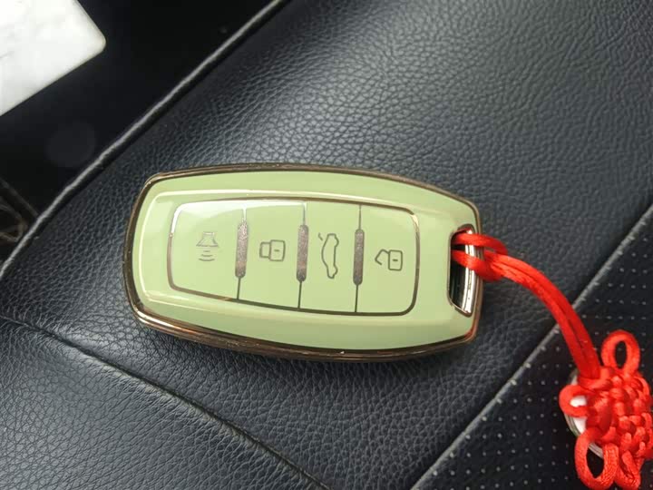 Фото 9 - Ora White Cat