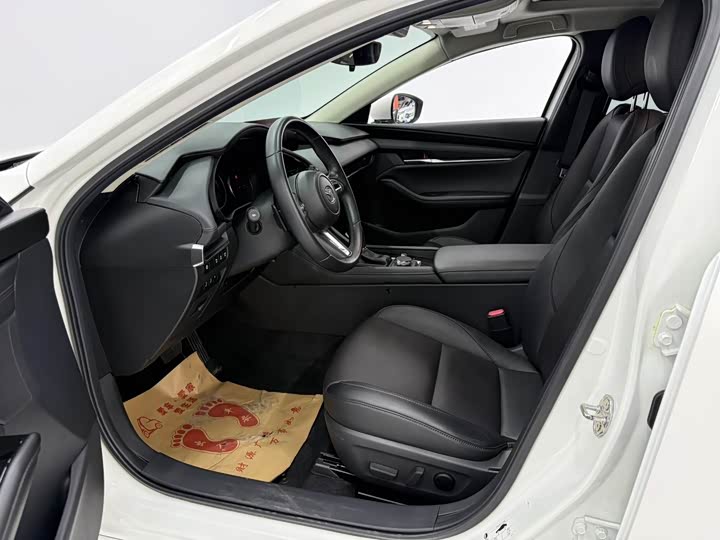 Фото 7 - Mazda 3 (Axela)