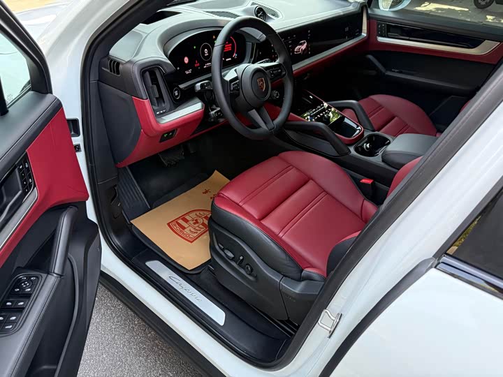 Фото 7 - Porsche Cayenne