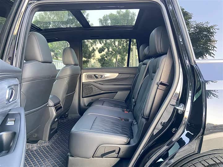 Фото 8 - GAC Trumpchi GS8