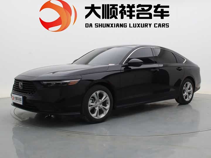 Фото 1 - Honda Accord