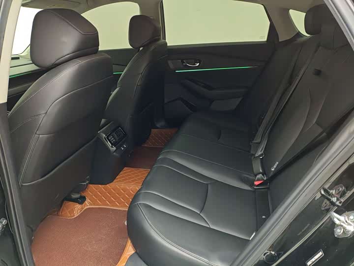 Фото 7 - Honda Accord