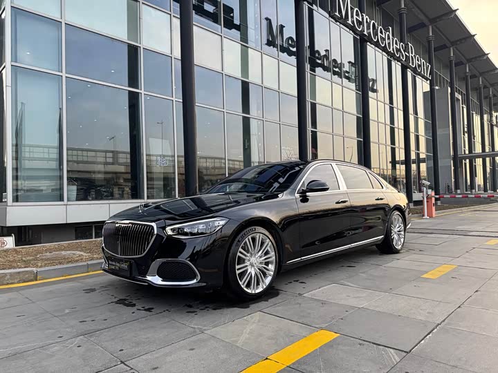 Фото 2 - Mercedes-Benz Maybach S-Class Hybrid