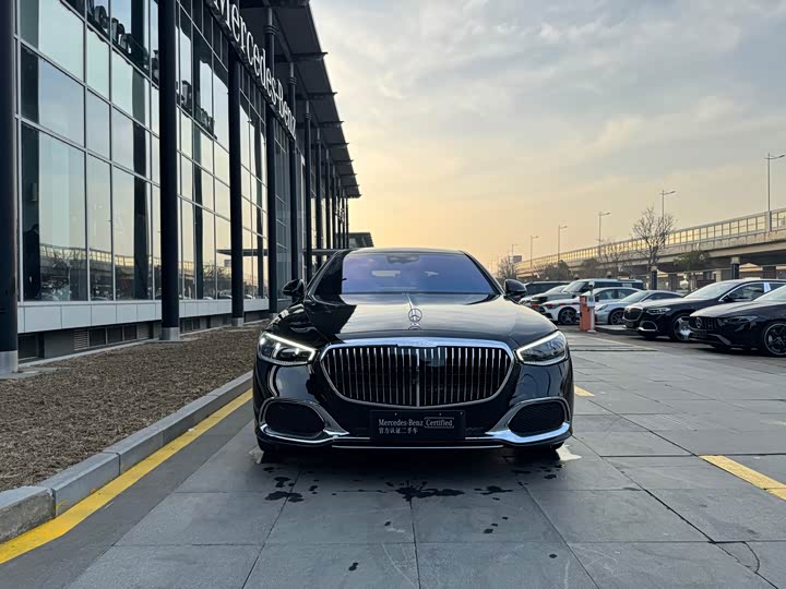 Фото 8 - Mercedes-Benz Maybach S-Class Hybrid