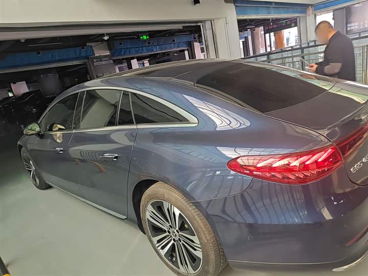 Фото 5 - Mercedes-Benz EQS