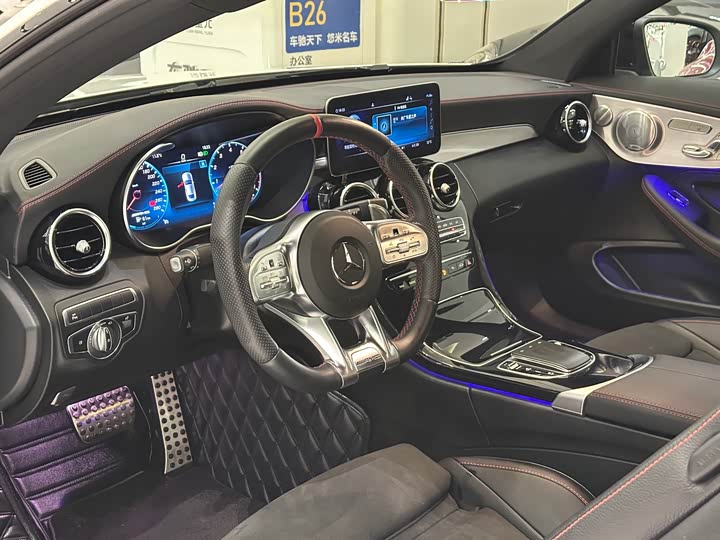 Фото 4 - Mercedes-Benz C-Class AMG