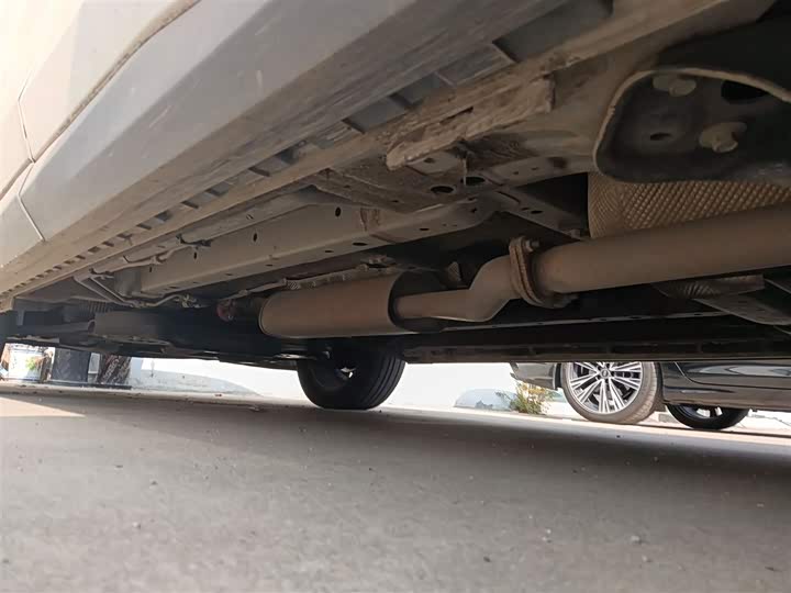 Фото 4 - Maxus G50