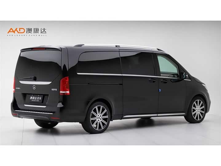 Фото 3 - Mercedes-Benz V-Class