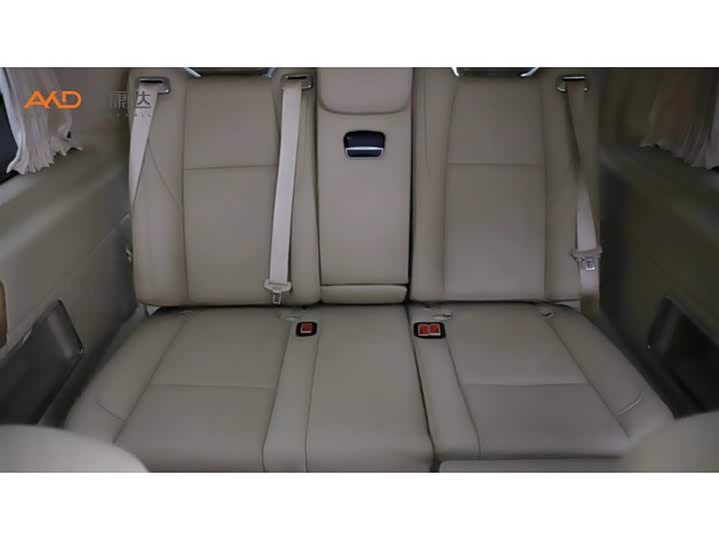 Фото 9 - Mercedes-Benz V-Class