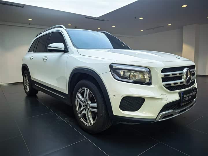 Фото 2 - Mercedes-Benz GLB-Class