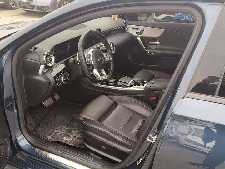 Фото 4 - Mercedes-Benz A-Class AMG