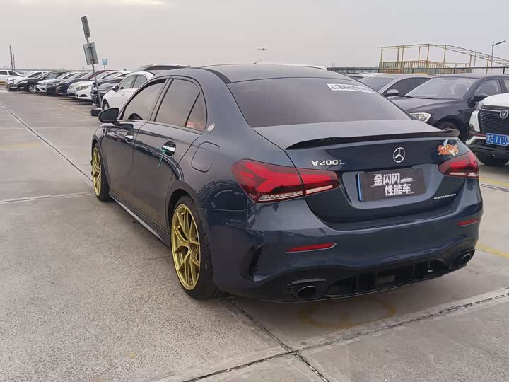 Фото 9 - Mercedes-Benz A-Class AMG