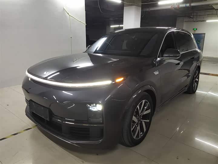 Фото 2 - LiXiang L8