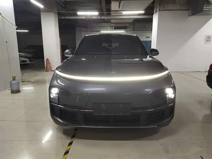 Фото 3 - LiXiang L8