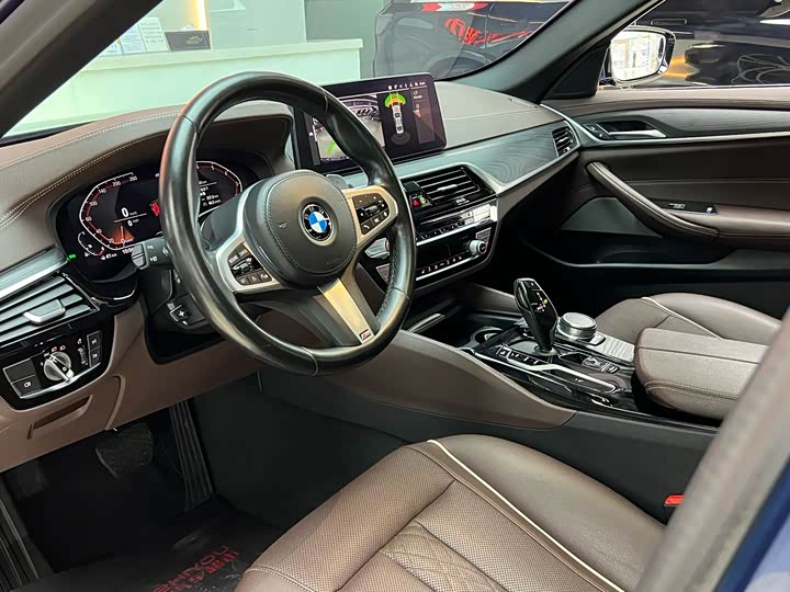 Фото 8 - BMW 5 Series