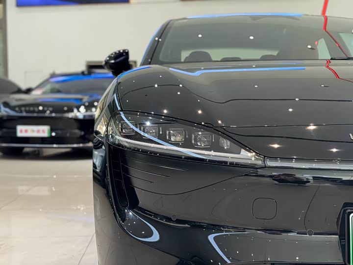 Фото 4 - Luxeed S7