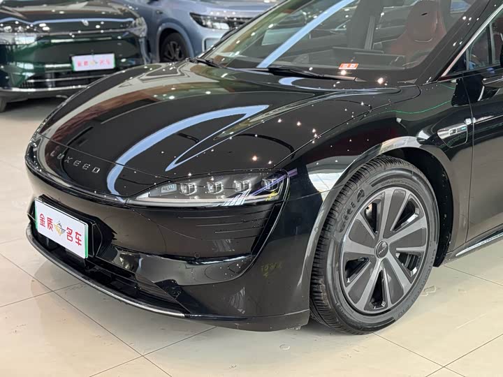 Фото 5 - Luxeed S7