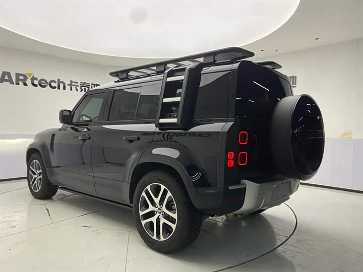 Фото 7 - Land Rover Defender