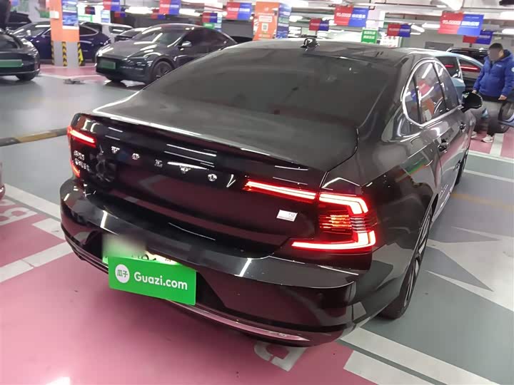 Фото 7 - Volvo S90 Hybrid