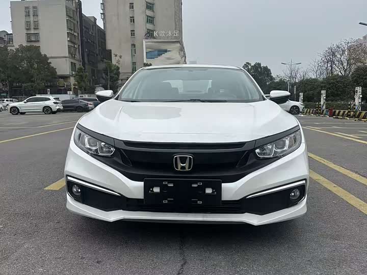 Фото 2 - Honda Civic