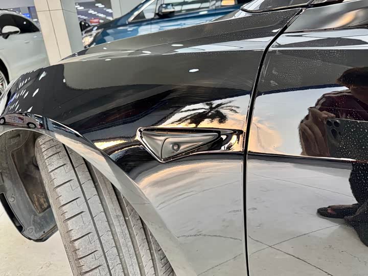 Фото 6 - Tesla Model 3