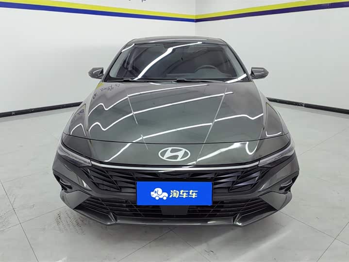 Фото 2 - Hyundai Elantra N line