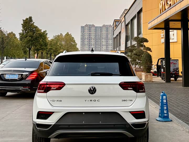 Фото 7 - Volkswagen T-Roc