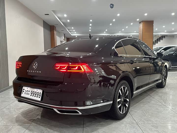 Фото 4 - Volkswagen Magotan