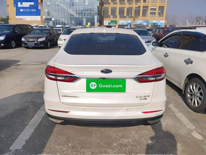 Фото 6 - Ford Mondeo