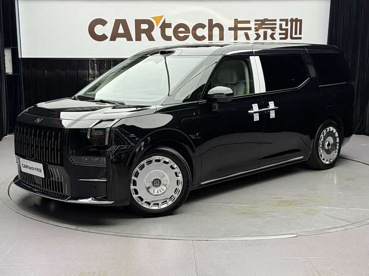 Фото 1 - Zeekr 009