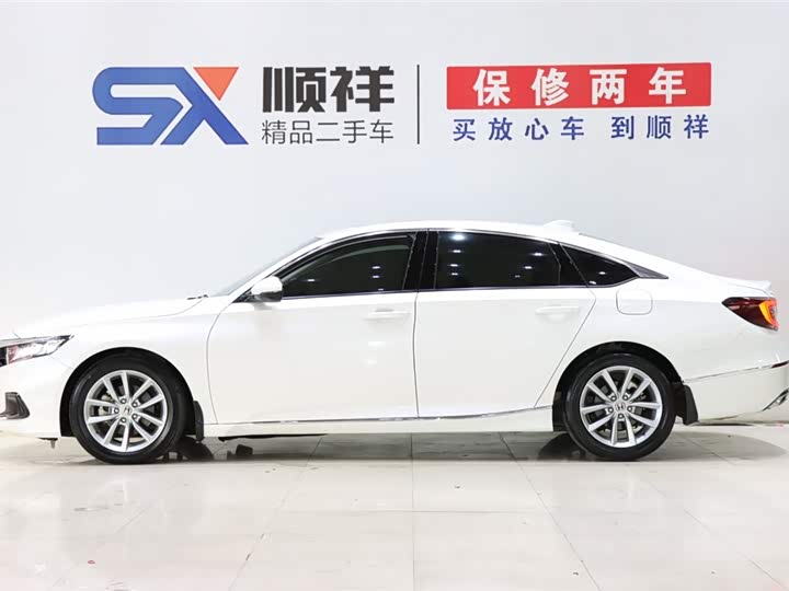 Фото 6 - Honda Accord