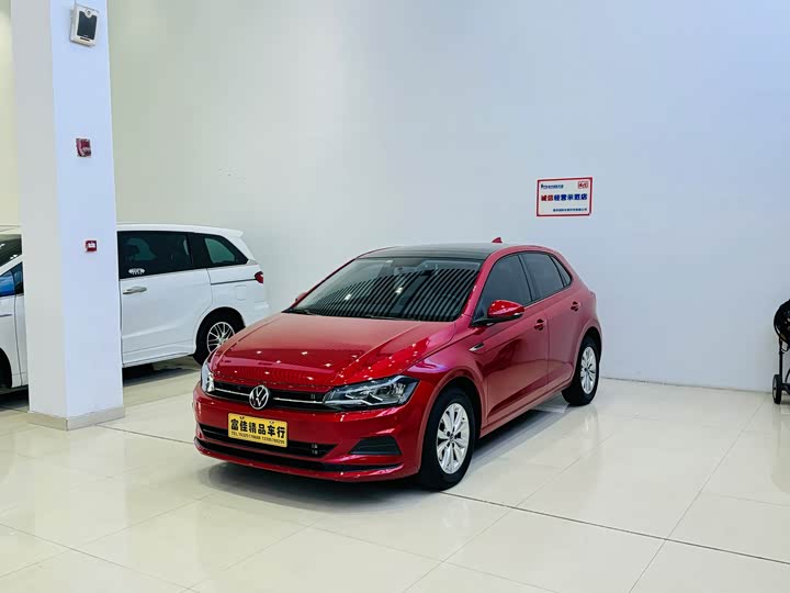 Фото 3 - Volkswagen Polo