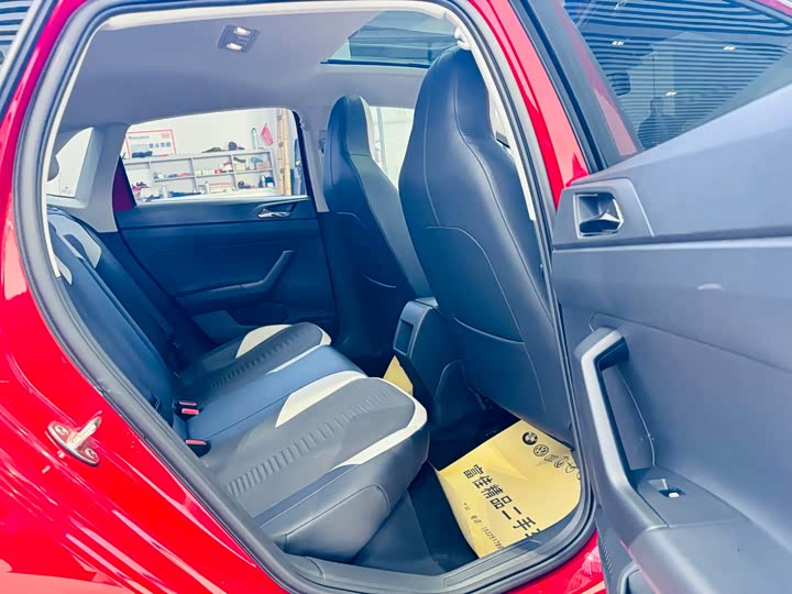 Фото 8 - Volkswagen Polo