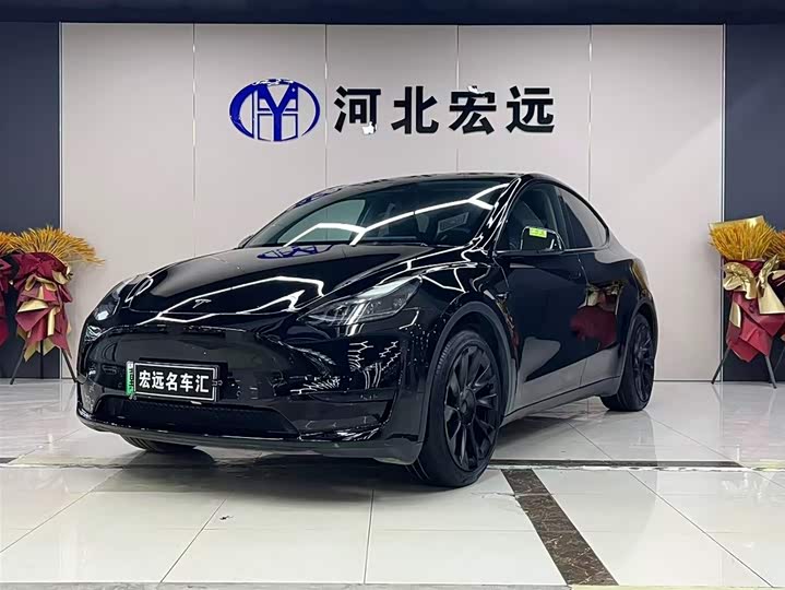 Фото 1 - Tesla Model Y