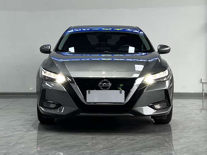 Фото 2 - Nissan Sylphy