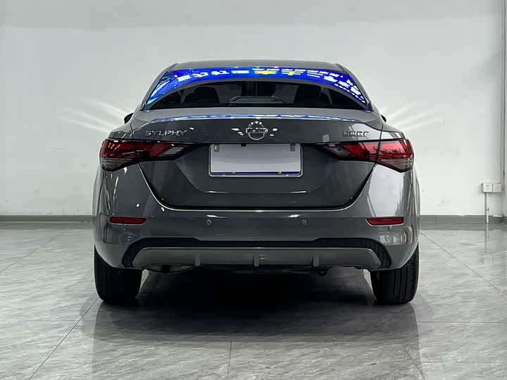 Фото 9 - Nissan Sylphy