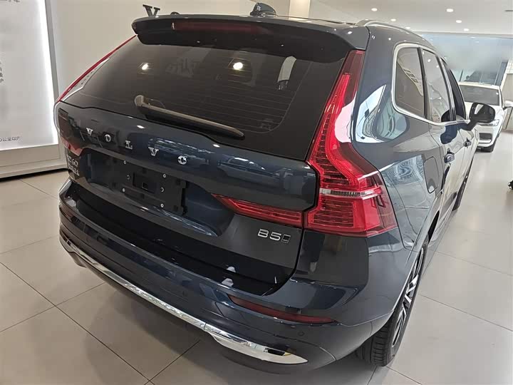 Фото 7 - Volvo XC60