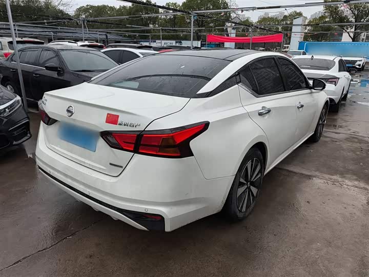 Фото 5 - Nissan Teana