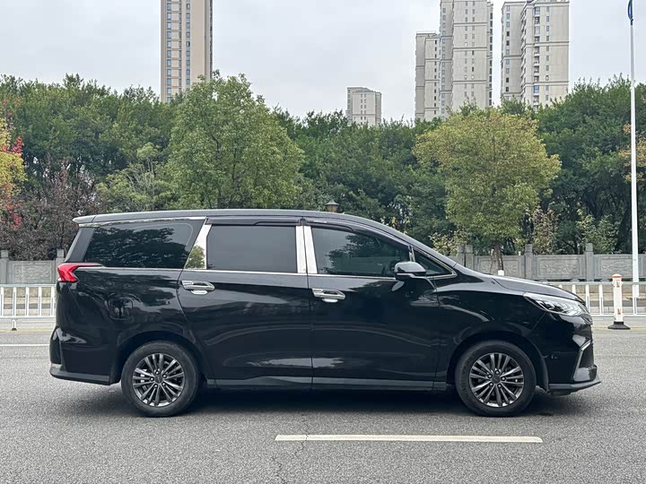 Фото 4 - Maxus G50