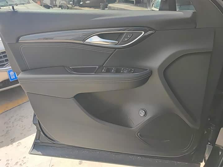 Фото 7 - Buick Envision Plus