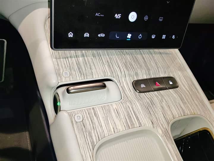 Фото 6 - Nio ET7