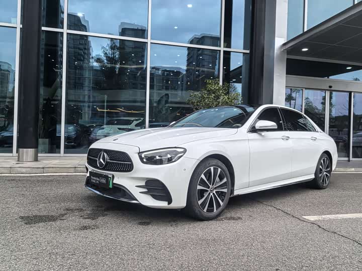 Фото 1 - Mercedes-Benz E-Class Hybrid