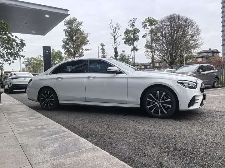 Фото 5 - Mercedes-Benz E-Class Hybrid