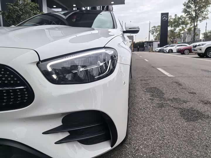 Фото 9 - Mercedes-Benz E-Class Hybrid